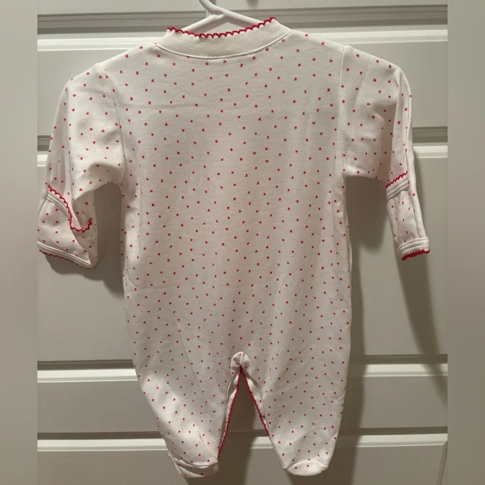 Kissy Kissy “ Baby’s First Christmas” footie & matching Blanket nwot Size 0-3 M